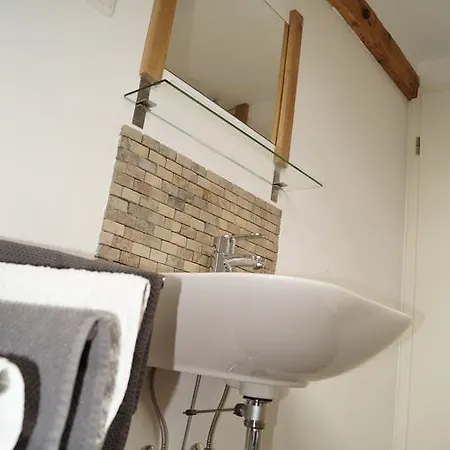 بيت للعطل Hof Am Rhein كولونيا