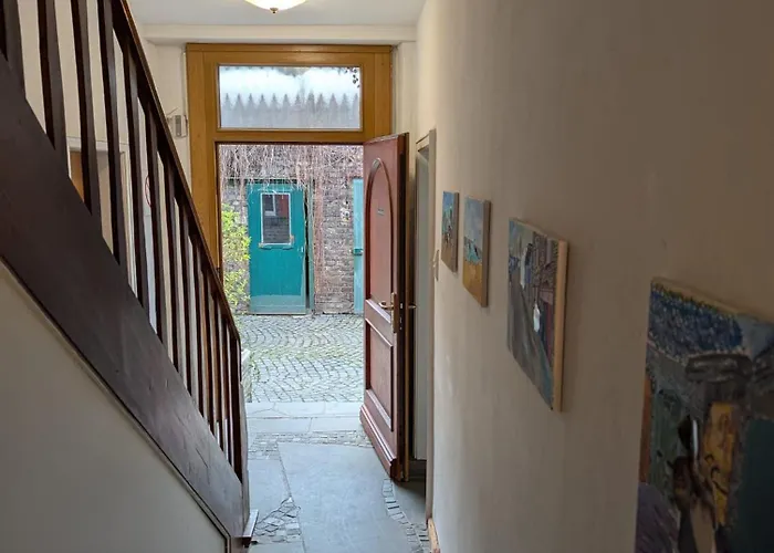 Hof Am Rhein * ケルン