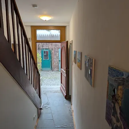 Hof Am Rhein * Cologne